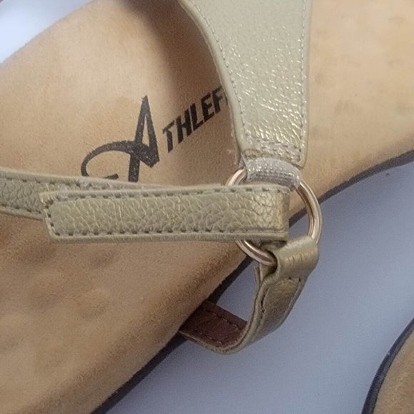 Athlefit Women's Comfortable Orthopedic Sandals Thong Dressy T-Strap SIZE 9 GOLD - Picture 9 of 15